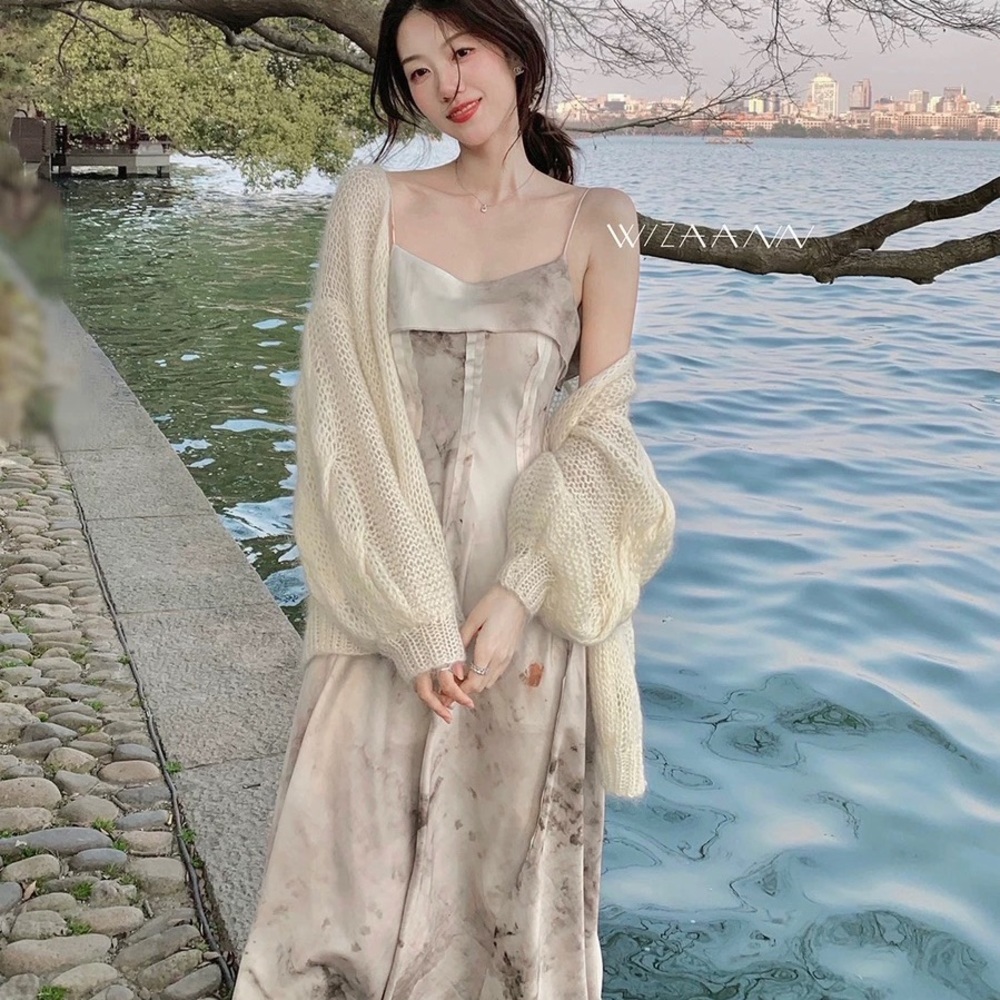 Elegant Watercolor Maxi Dress